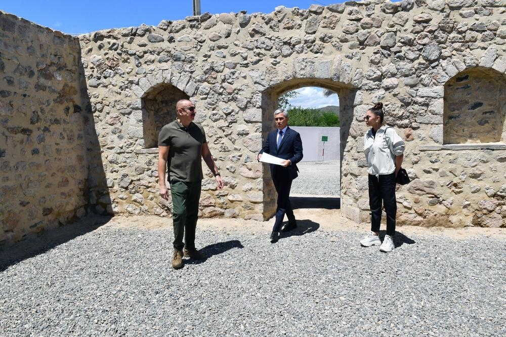 Prezident Zəngilan məscidinin tikinti işləri ilə tanış oldu- FOTOLAR