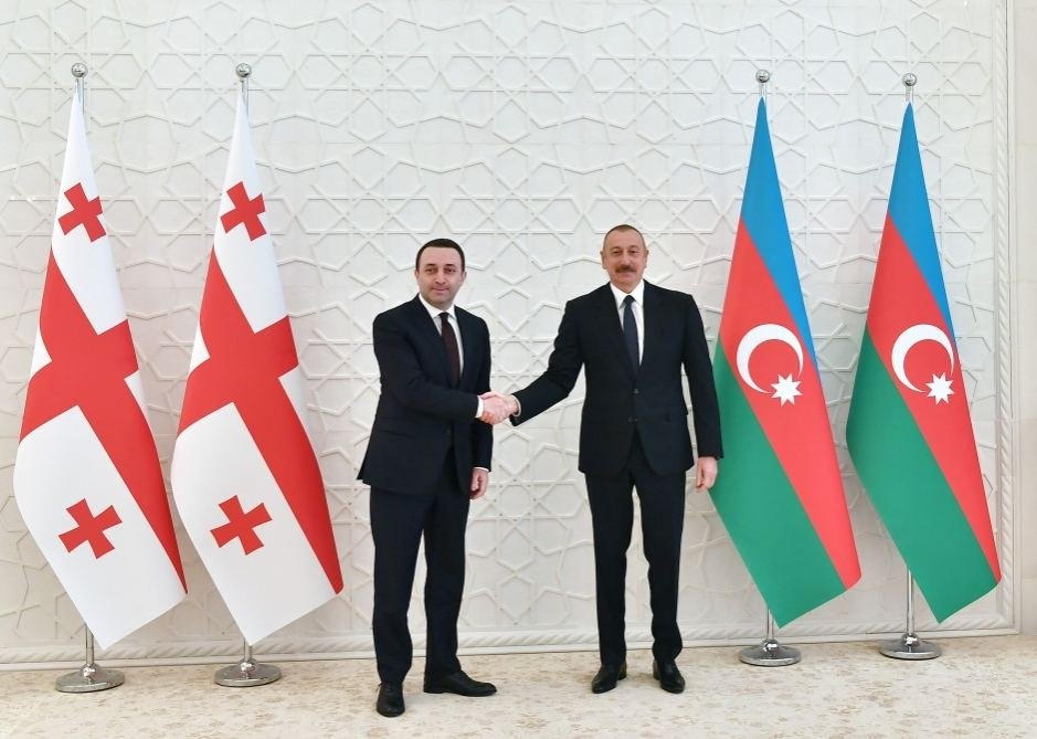 “Azərbaycan çətinlikləri dəf edərək, uğurlu dövlət qurdu” - Qaribaşvili