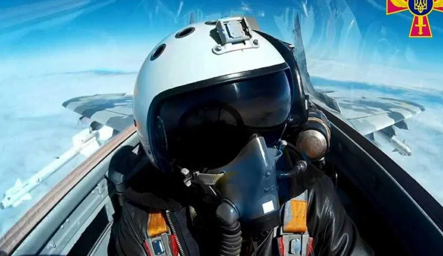 Rusiyaya məxsus Su-35 qırıcısı VURULDU