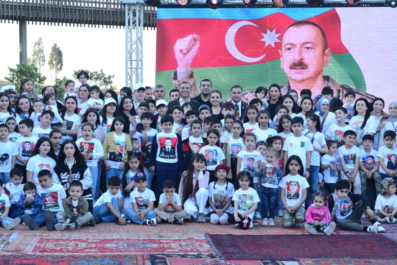 “Bizim uşaqlarımızı onların ataları qorudu!”