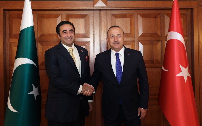 Türkiyə və Pakistan XİN başçıları GÖRÜŞDÜ