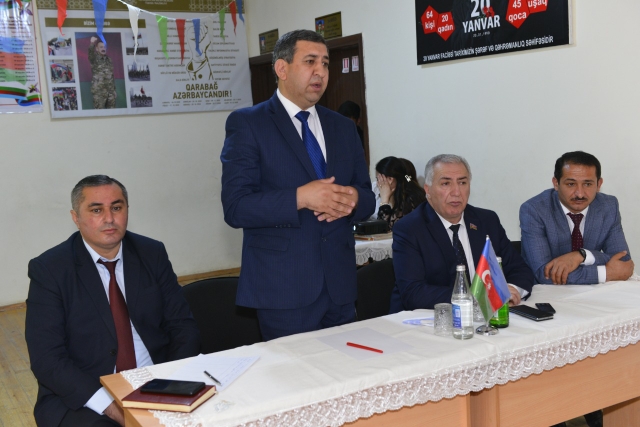 YAP Kəlbəcər rayon təşkilatı uşaqları sevindirdi