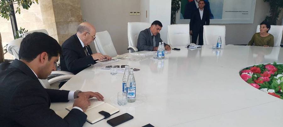 Deputat sabirabadlı seçicilərlə görüşüb