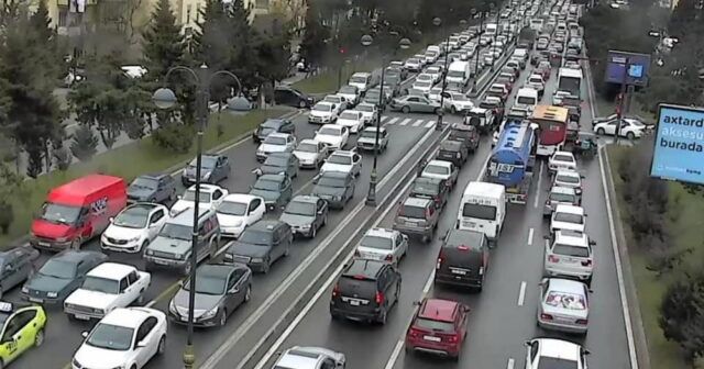 Hazırda tıxac olan yolların SİYAHISI