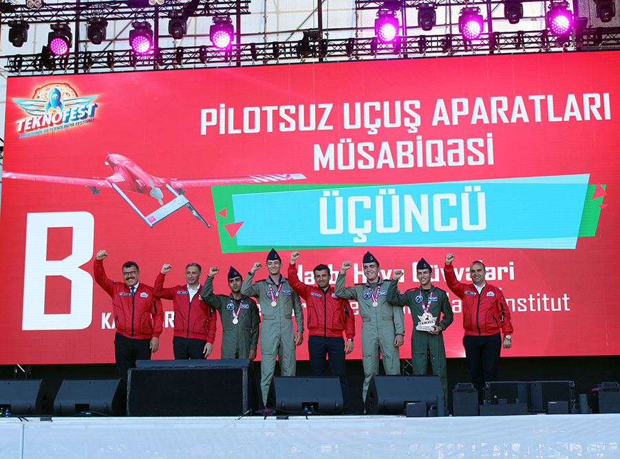 Kursantlar təltif olundu - FOTO