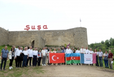 Bakıda başlayan konqres Şuşada yekunlaşdı