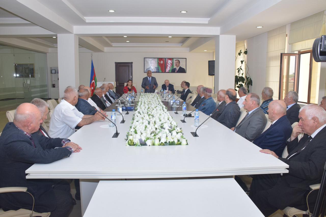 Ağsaqqallar Şurasında böyük canlanma var - FOTOLAR
