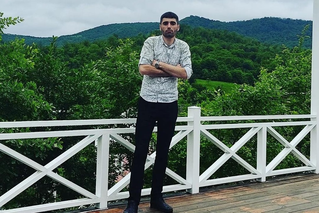 IV kurs tələbəsi faciəli şəkildə öldü