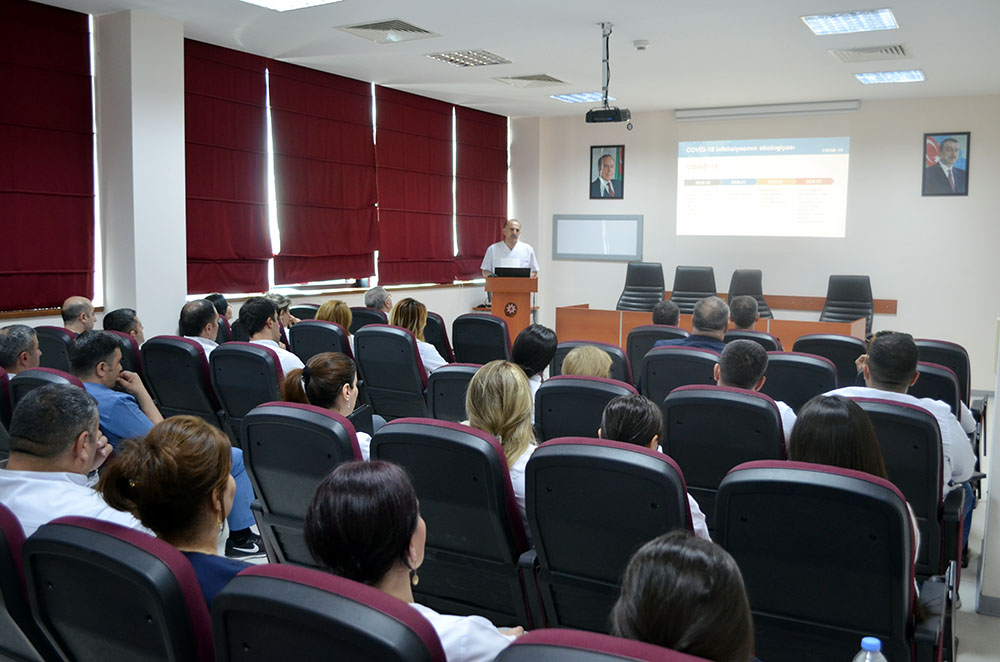 Baş Klinik Hospitalda elmi-praktik konfrans olub - FOTO