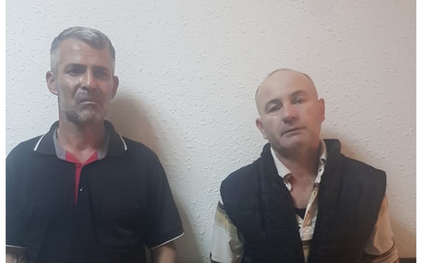 Xəzərə şübhəli əşyalar atanlar tutuldu - FOTO