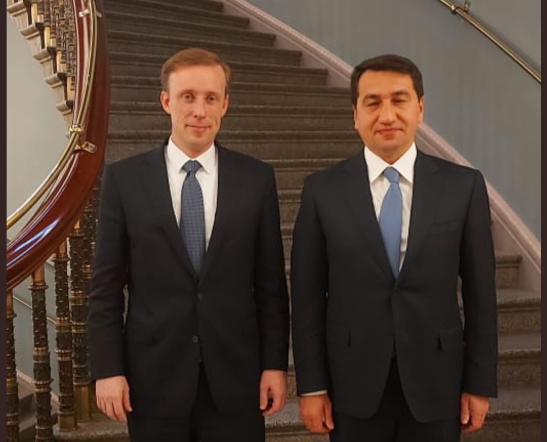 Baydenin müşaviri Hikmət Hacıyevlə görüşündən DANIŞDI