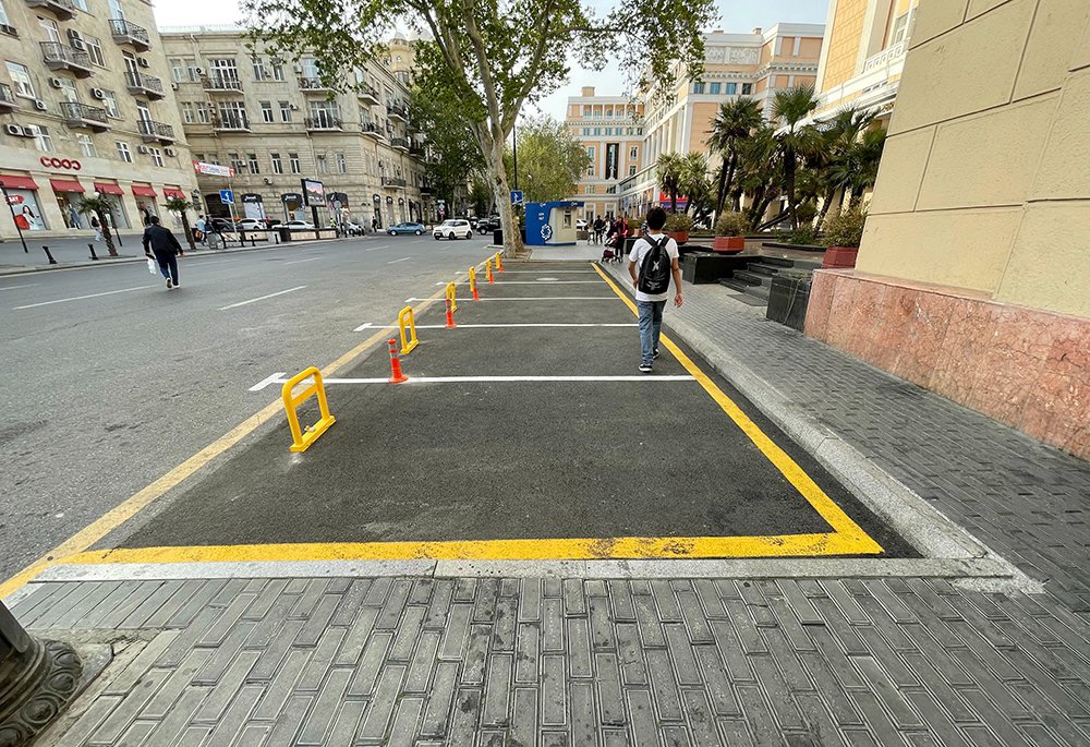 Bələdiyyə qalmaqallı parkinqlə bağlı nazirliyi GÜNAHLANDIRDI