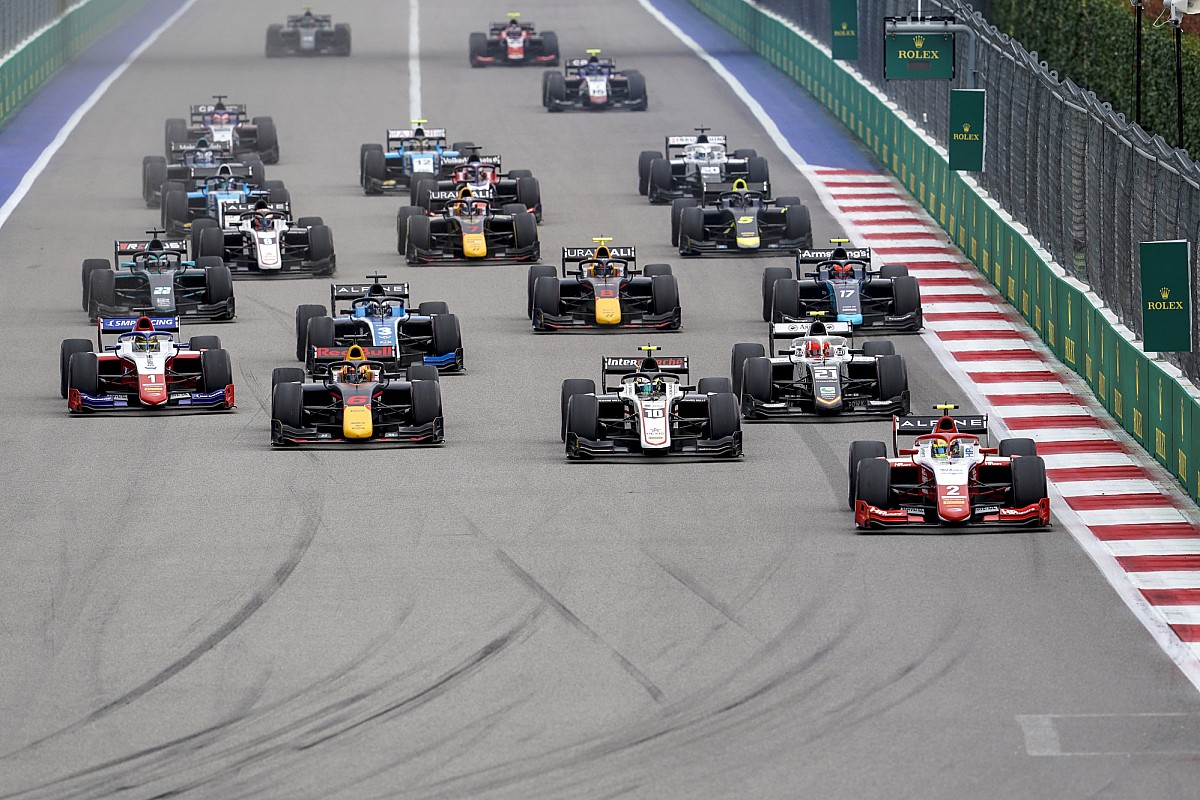 Bakıda Formula 2 yarışları başlayıb