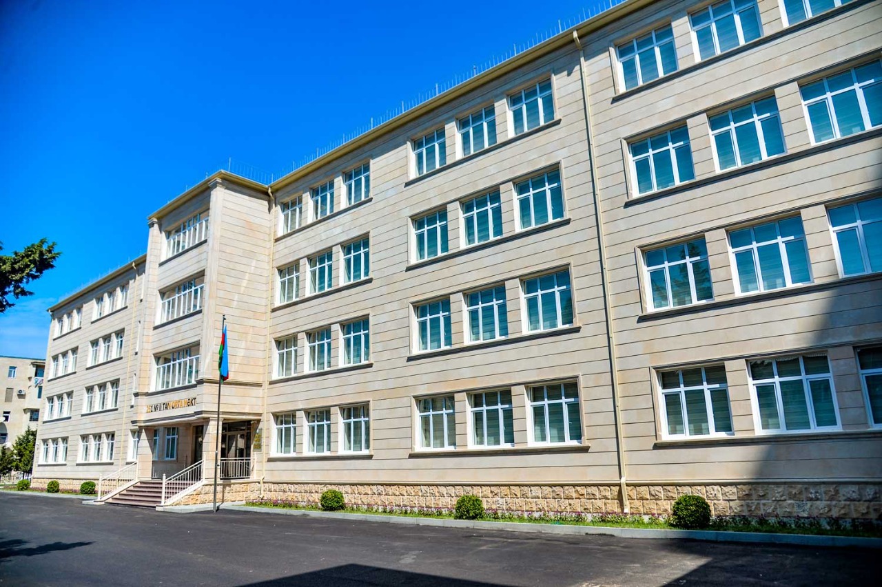 Bakıda 172 məktəb Milli Qəhrəman və şəhid adınadır