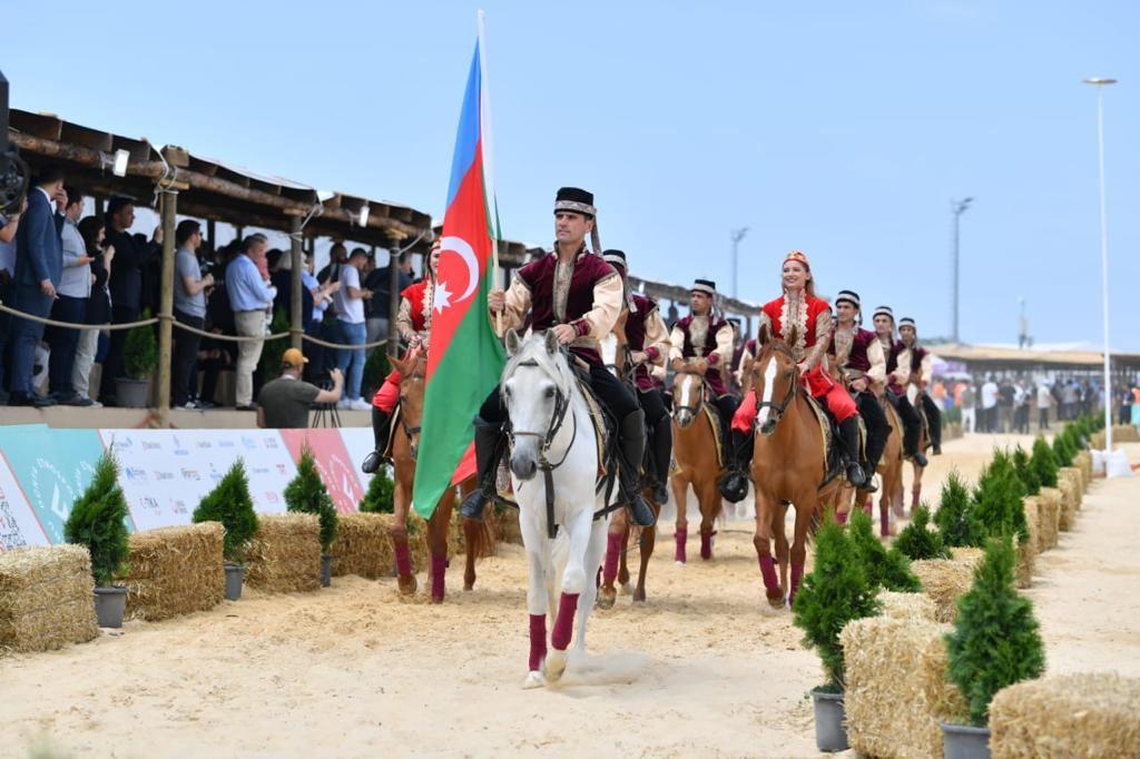 Qarabağ atları beynəlxalq festivalda - FOTO