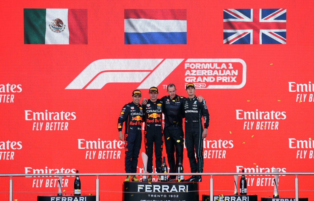 “Formula 1”in qalibləri mükafatlandırıldı - FOTO