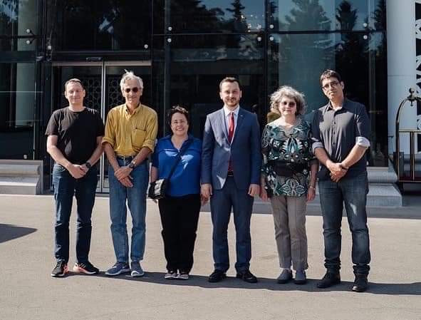 İsrailin ən yaxşı pediatrları Azərbaycanda - FOTO