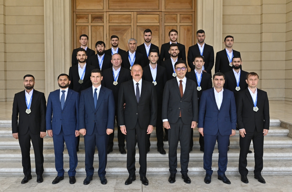 İlham Əliyev: “Bu qələbəni halal zəhmətinizlə qazanmısınız”