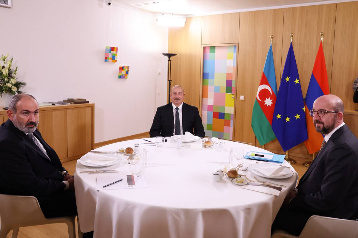 Paşinyan sülh prosesini ölü nöqtəyə doğru itələyir