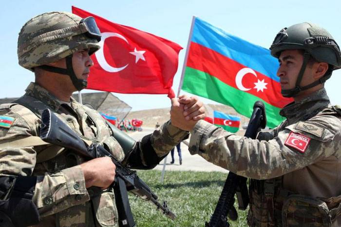 Türkiyədə təhsil alan hərbçilərimizin sayı artırılıb