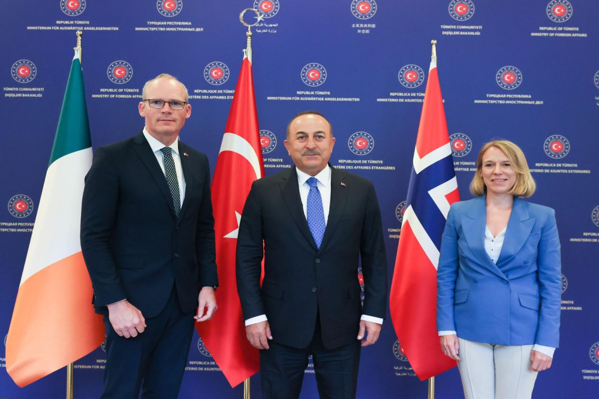 XİN başçıları arasında görüş keçirildi