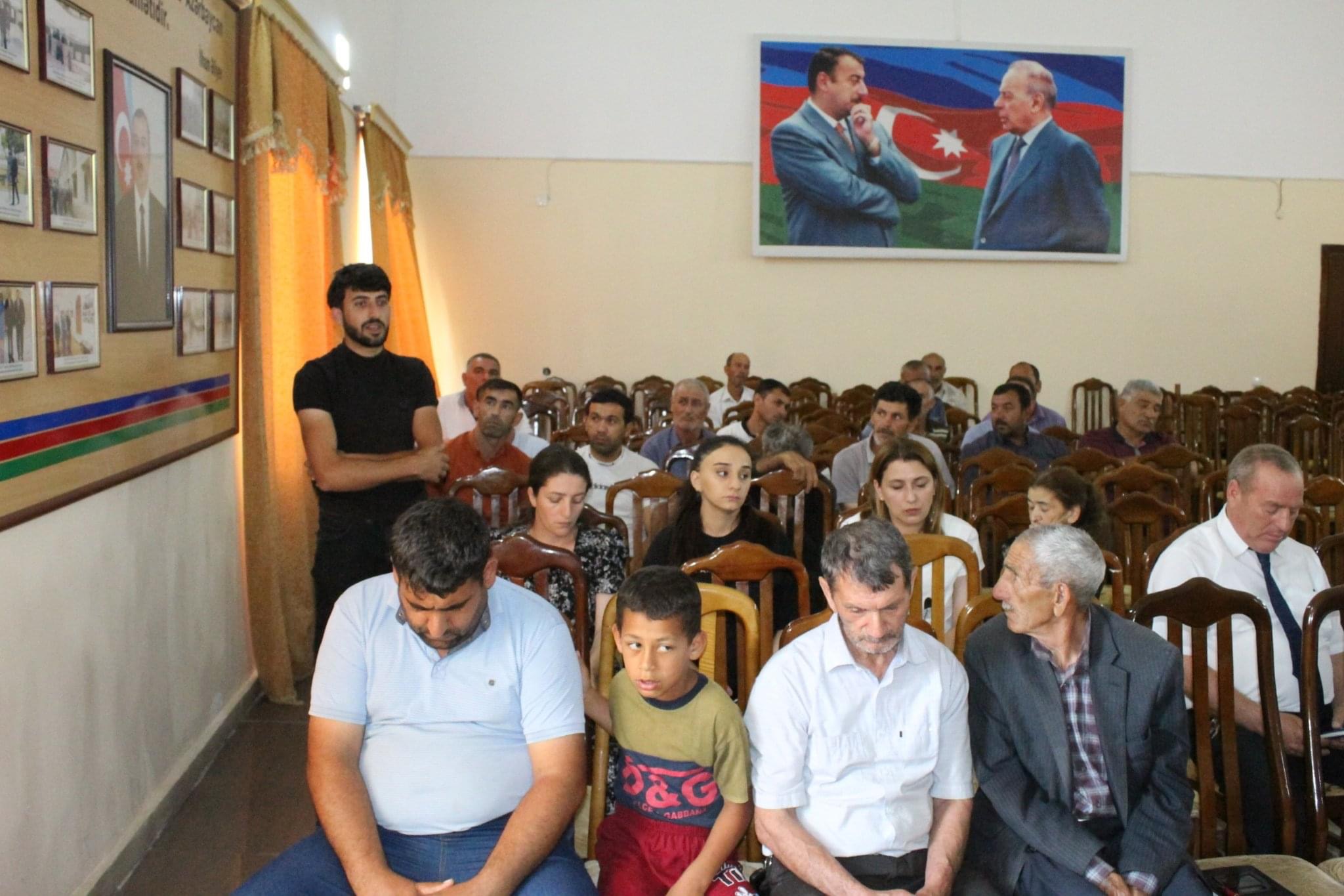 Xocavənd qəsəbəsində vətəndaşlarla səyyar qəbul keçirilib