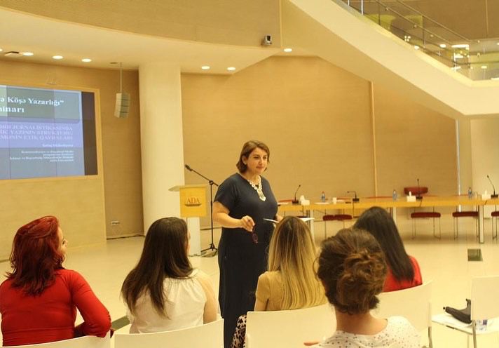 “Publisistika və Köşə Yazarlığı” mövzusunda seminar - FOTOLAR