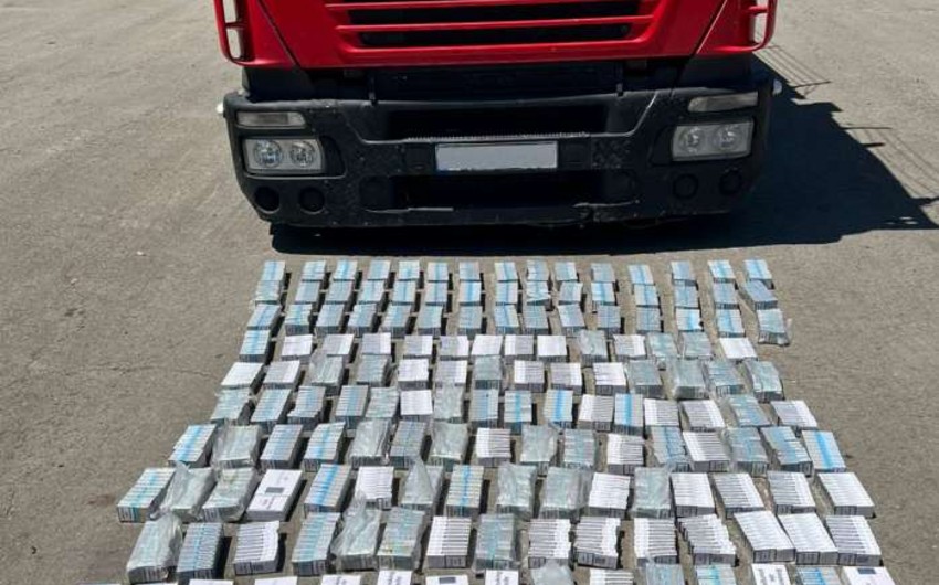 Gömrükçülər avtomobildə xeyli sayda siqaret aşkar ediblər - FOTOLAR