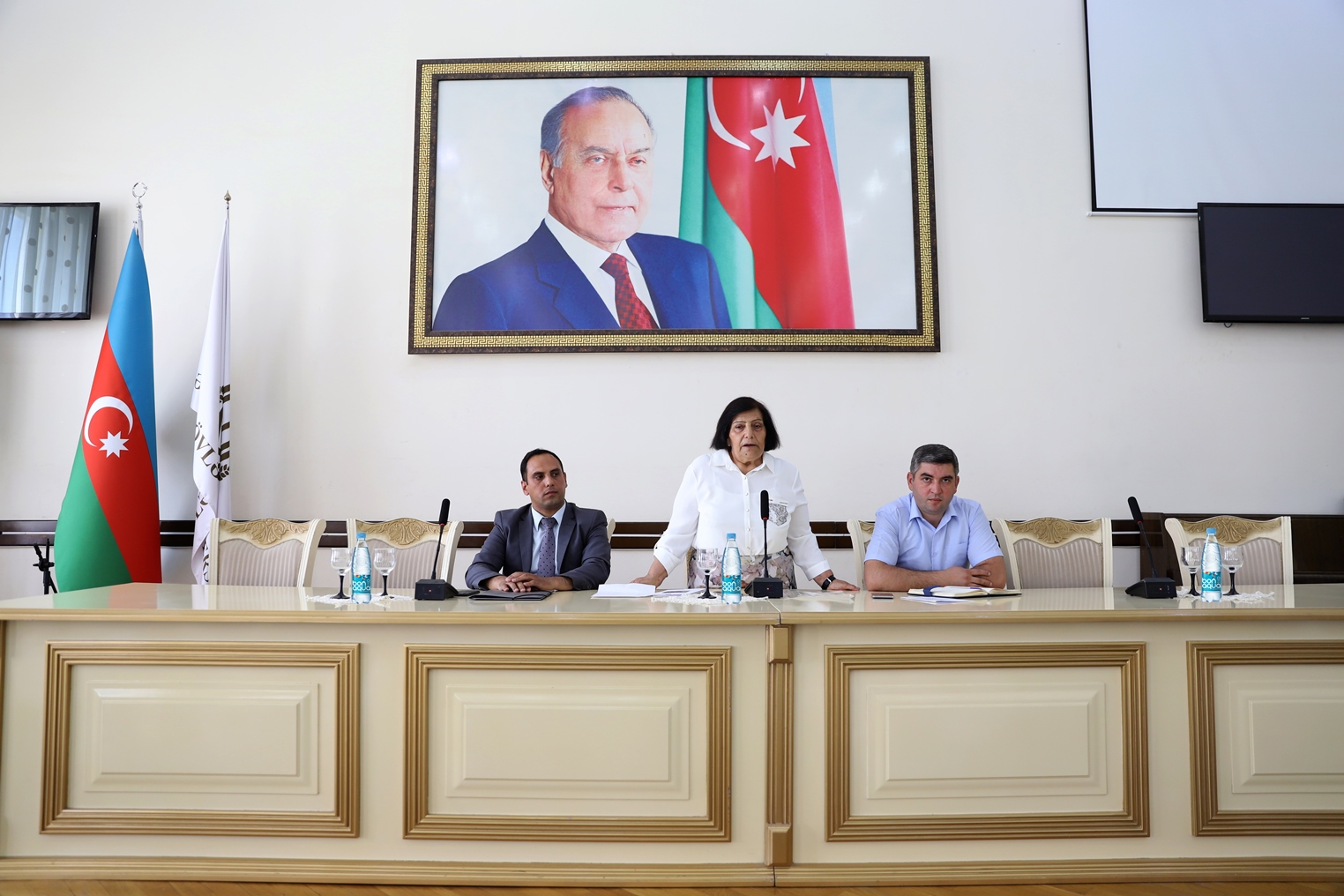 Universitetdə “18 İyun-insan hüquqlarının müdafiəsi günü” qeyd olunub
