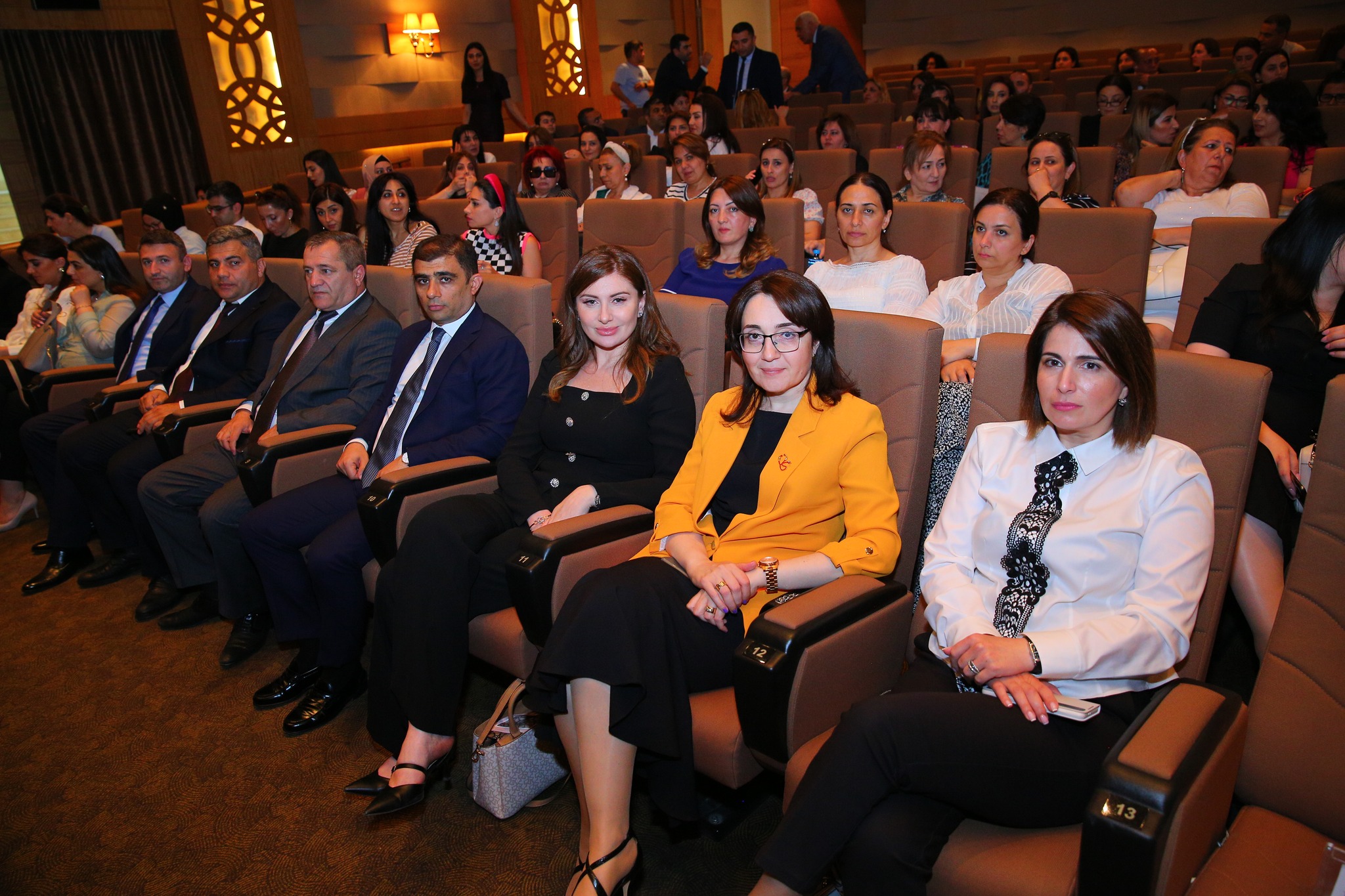 “Görünməyən qəhrəmanlar: Ağxalatlılar” filmi təqdim olunub - FOTO