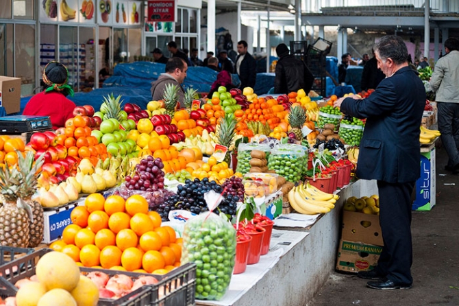 Kasıbın gözlədiyi yay gəlmək bilmir – Bu il doyunca meyvə yeyə bilməyəcəyik!
