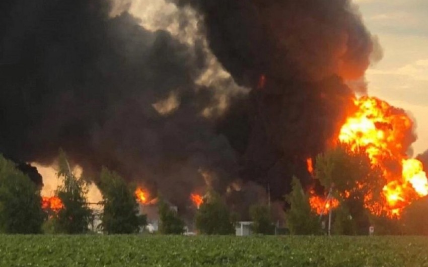 Ukraynada neft anbarı vuruldu - 11 nəfər yaralandı