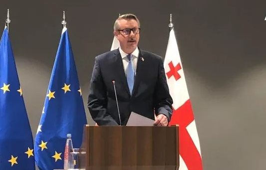 Səfir: Gürcüstanın taleyi öz əlindədir