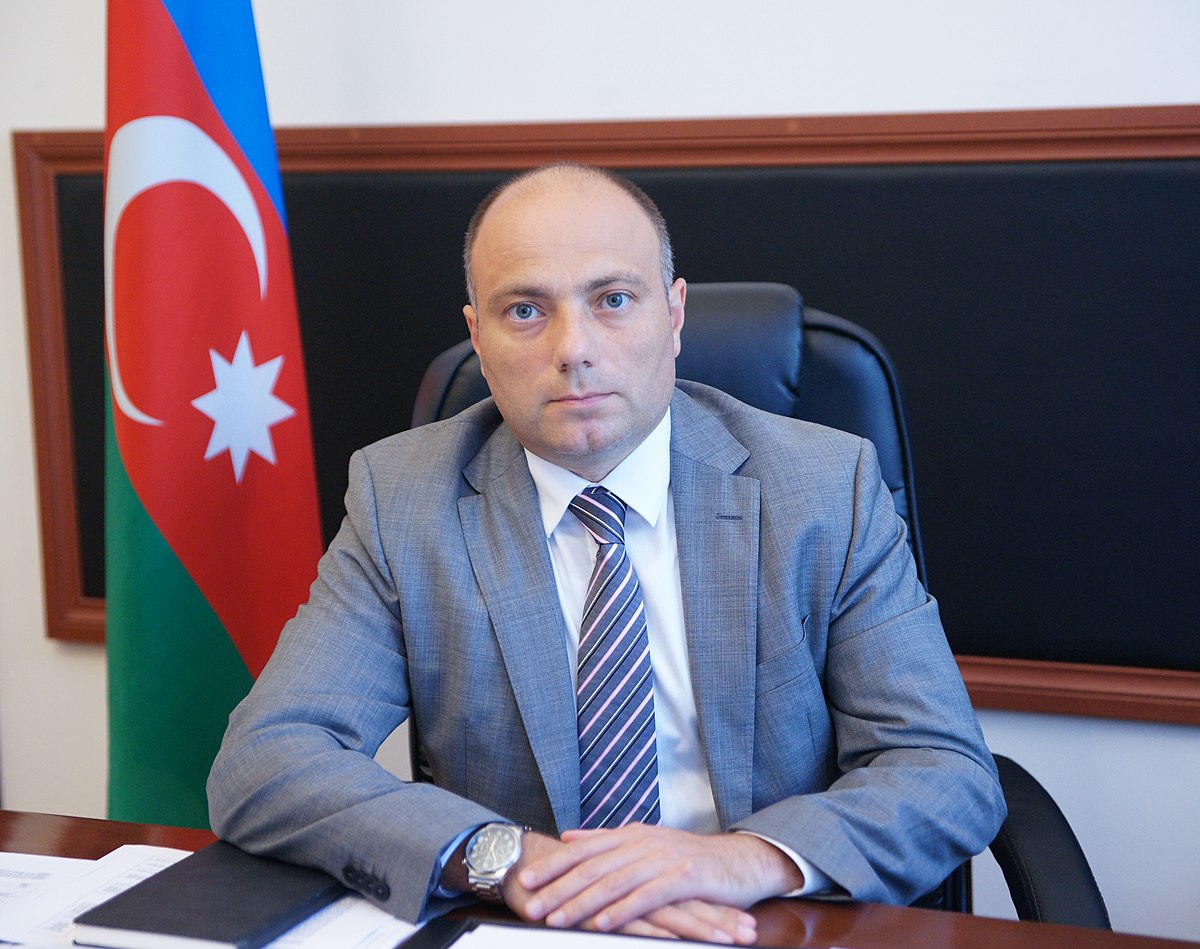 Mədəniyyət naziri İrana gedəcək
