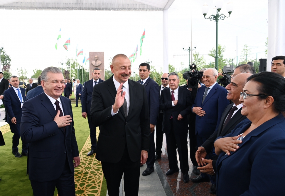 “Bugünkü danışıqlardan tam razıyam” - Şavkat Mirziyoyev
