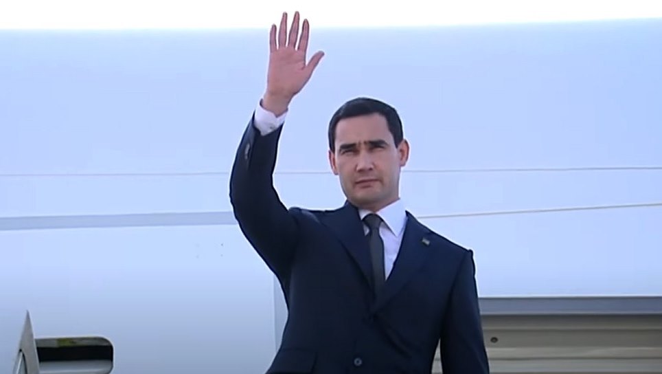 Türkmənistan prezidenti müalicə üçün təcili Almaniyaya gedib