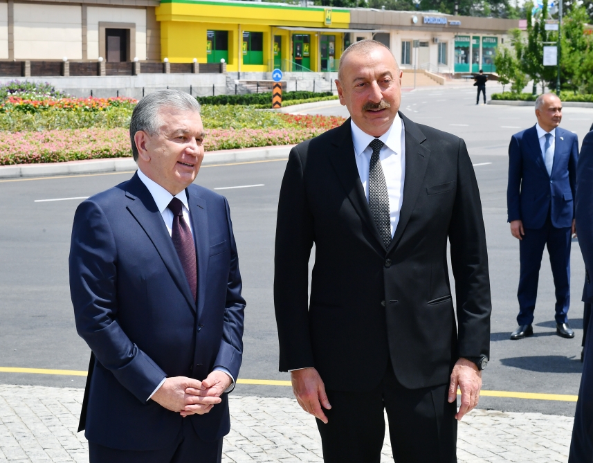 Türk dünyasının birliyi yolunda böyük addım – Yumruq kimi...