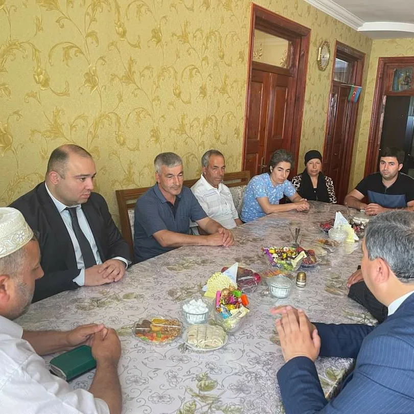 Şəhid Elşad Salahovun ailəsi ziyarət olunub