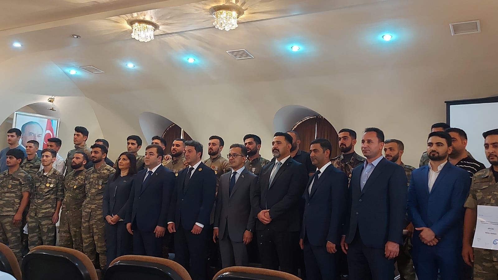 Qazi və müharibə iştirakçılarına sertifikatlar verildi