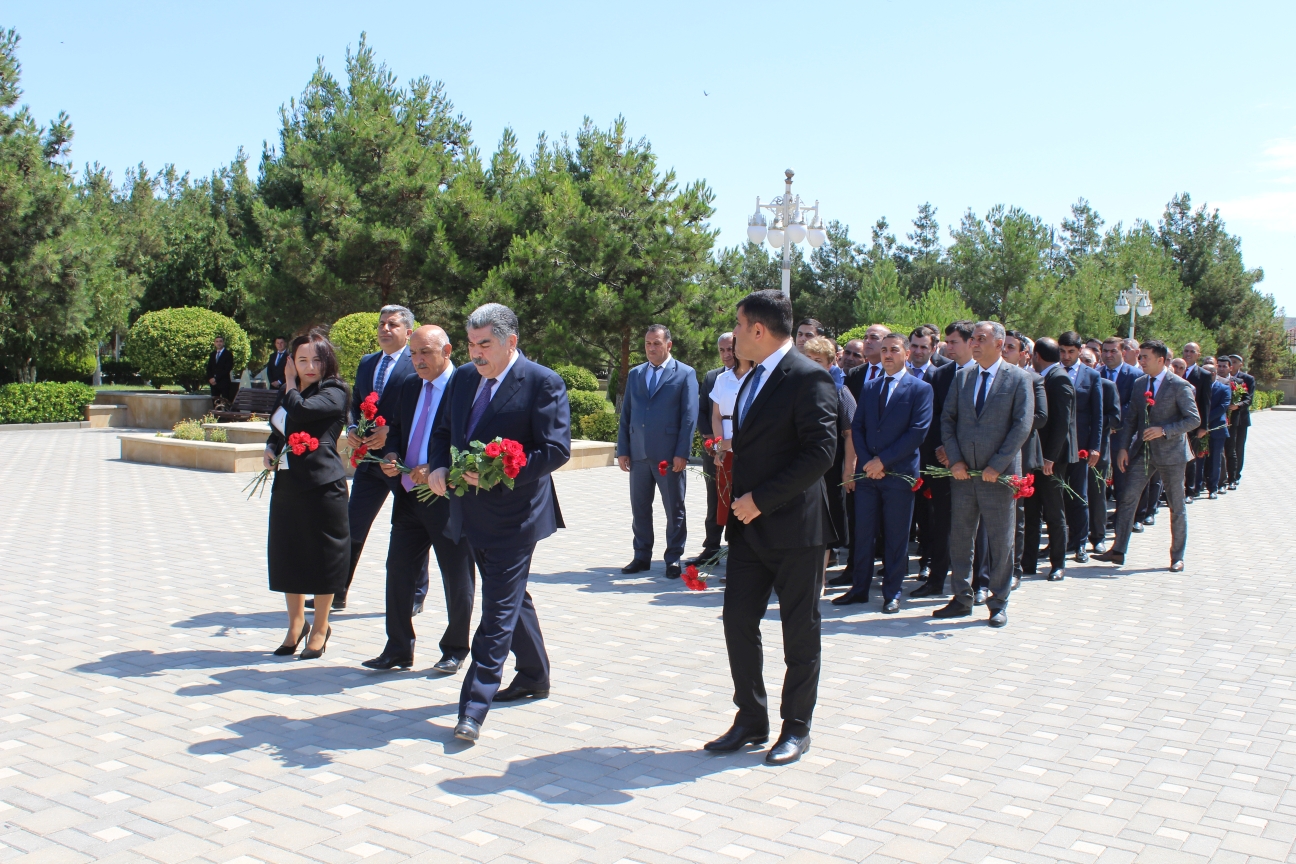 Hacıqabulda dövlət qulluqçuların peşə bayramı qeyd olunub - FOTO