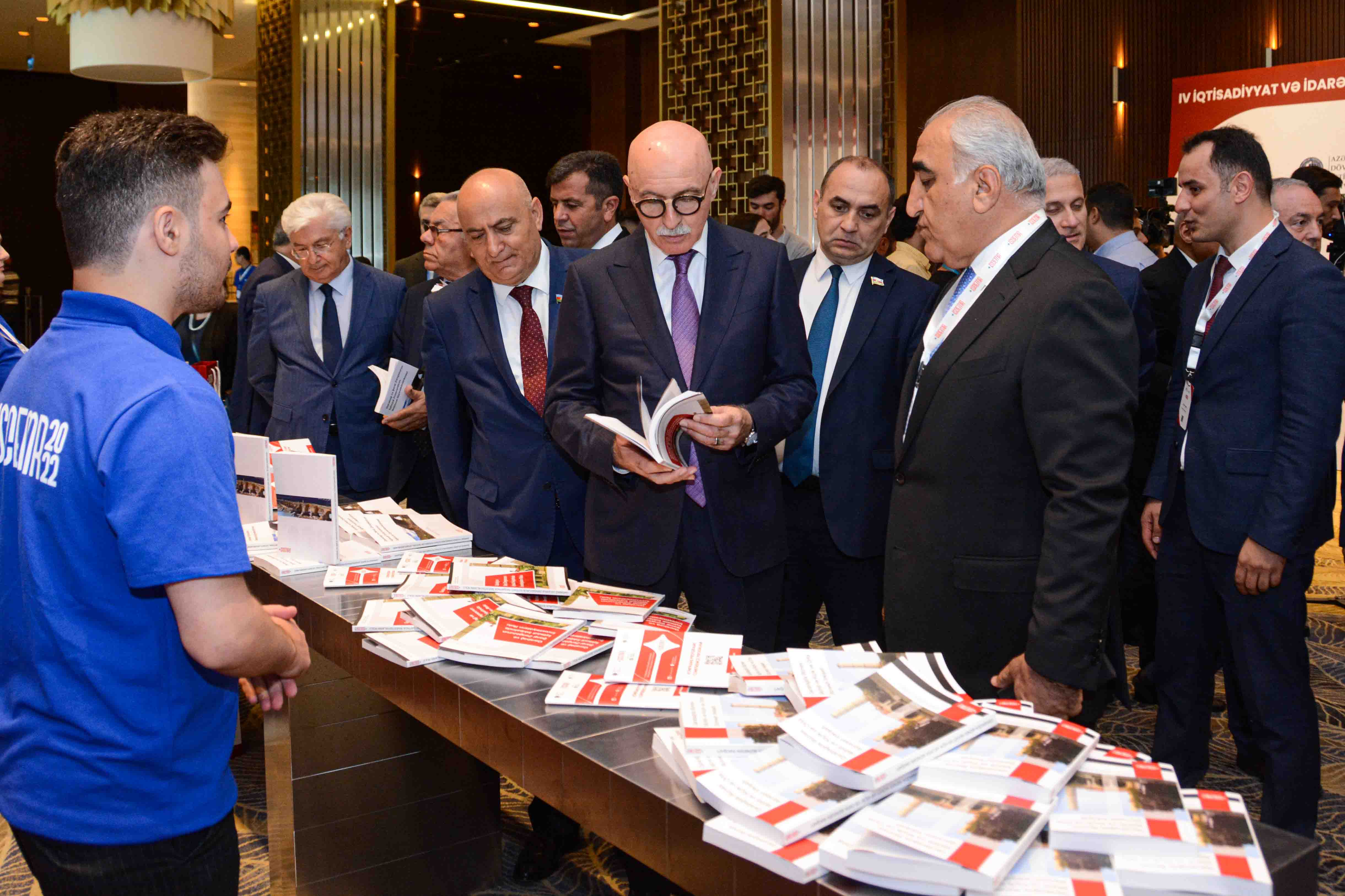 IV Beynəlxalq Elmi Konfransına start verildi - FOTOLAR