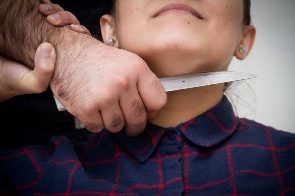 Gəncədə 25 yaşlı qadın keçmiş əri tərəfindən ÖLDÜRÜLDÜ