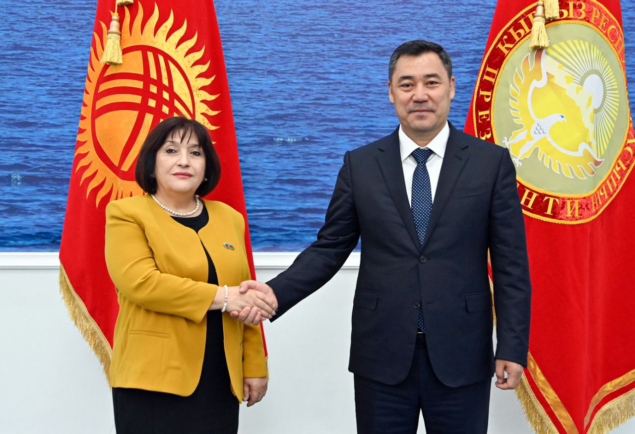 Sahibə Qafarova Qırğızıstan prezidenti ilə görüşdü