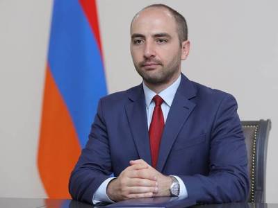 Rəsmi İrəvan: Sülhə hazırıq!