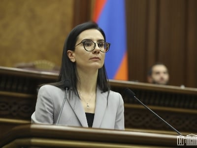 Ermənistanda qadın yeni baş prokuror seçildi