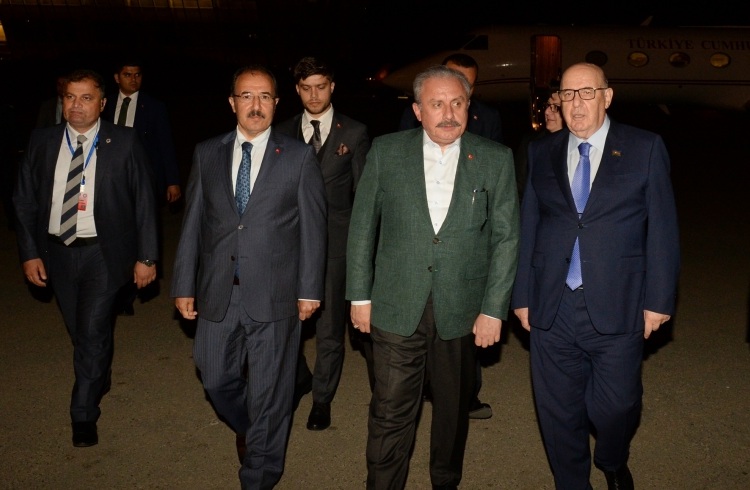 Şentop Azərbaycana gəldi