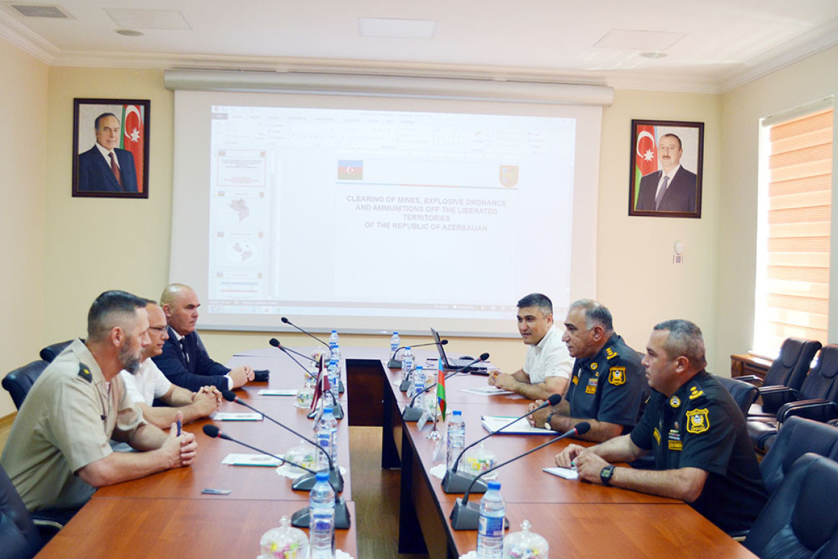 Latviya ilə hərbi əməkdaşlıq müzakirə olundu