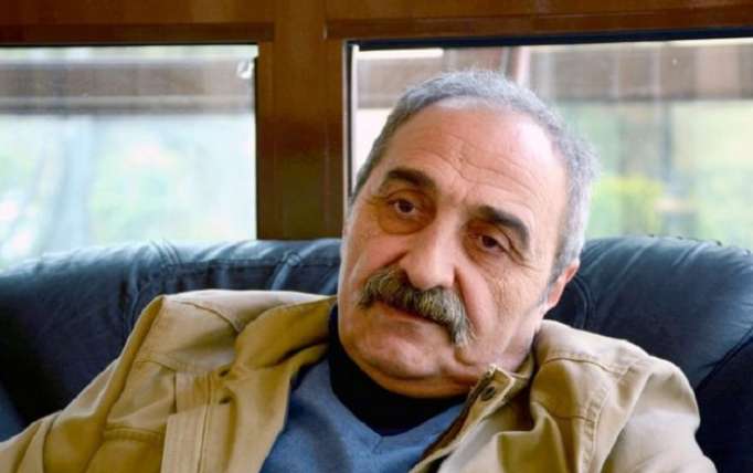 Xalq artisti: “Məni erotik videolarla şantaj edirlər” - FOTOLAR