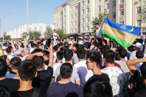 Özbəkistan parlamenti fövqəladə vəziyyətlə bağlı fərmanı TƏSDİQLƏDİ