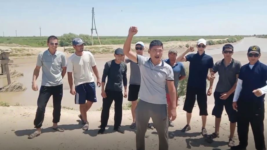 Qaraqalpaqıstanda minlərlə insan xəstəxanaya yerləşdirildi